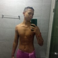 Tom_Hawk8's webcam live show
