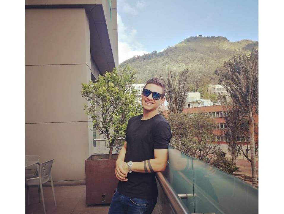 Oliverr_scott 😱 adult cam chat