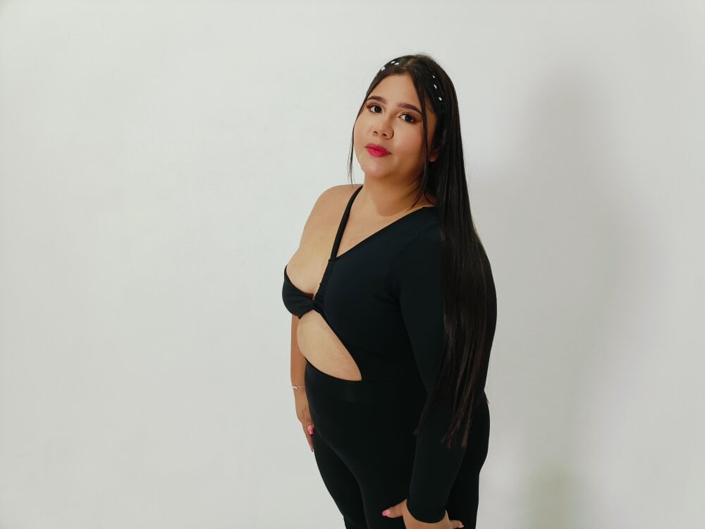 TaraLynx profile
