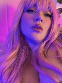 Caroo_Martinezz's webcam live show