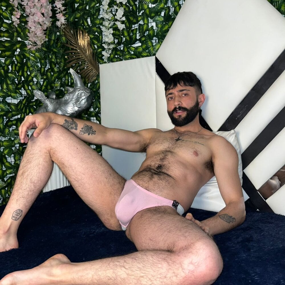 yeyo_vers from stripchat