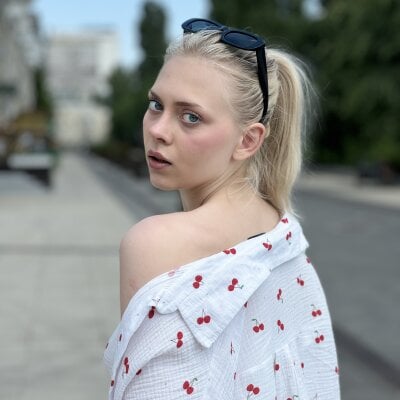 AliceOceanEye