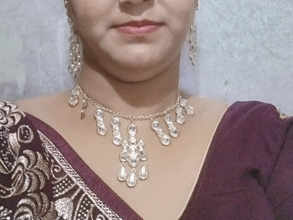mansi_rawat05 from stripchat