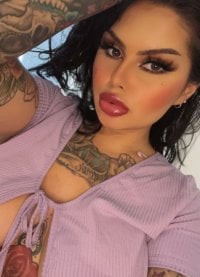Inked_Jasmine's Offline Chat Room