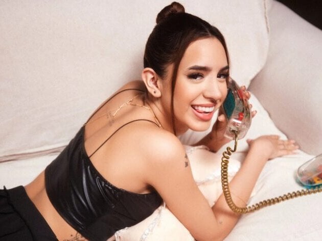 Triplexperiencexxx18 profile