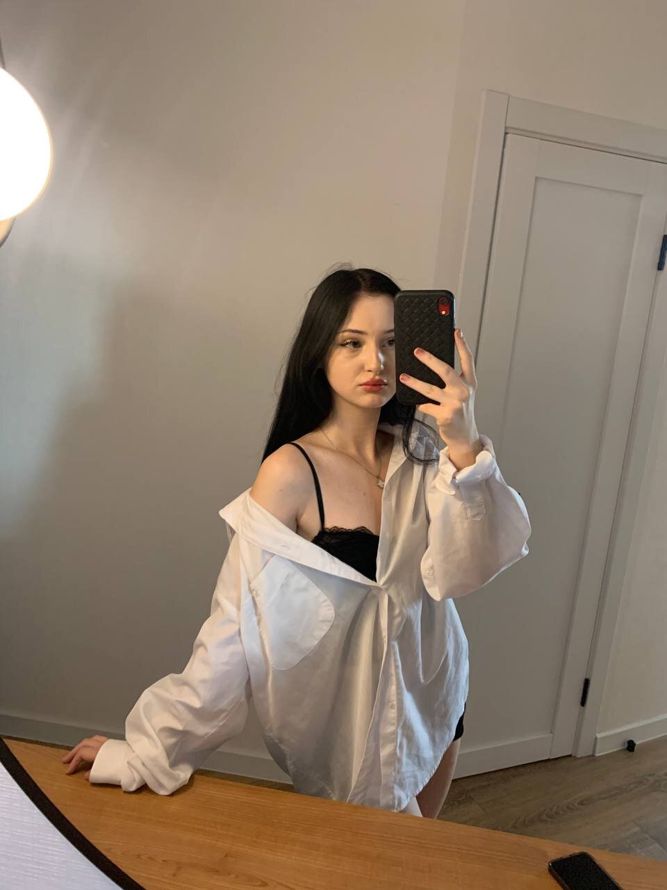 Shy_dina