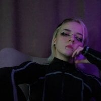 Holy_Silvia's Live Sex Cam Show