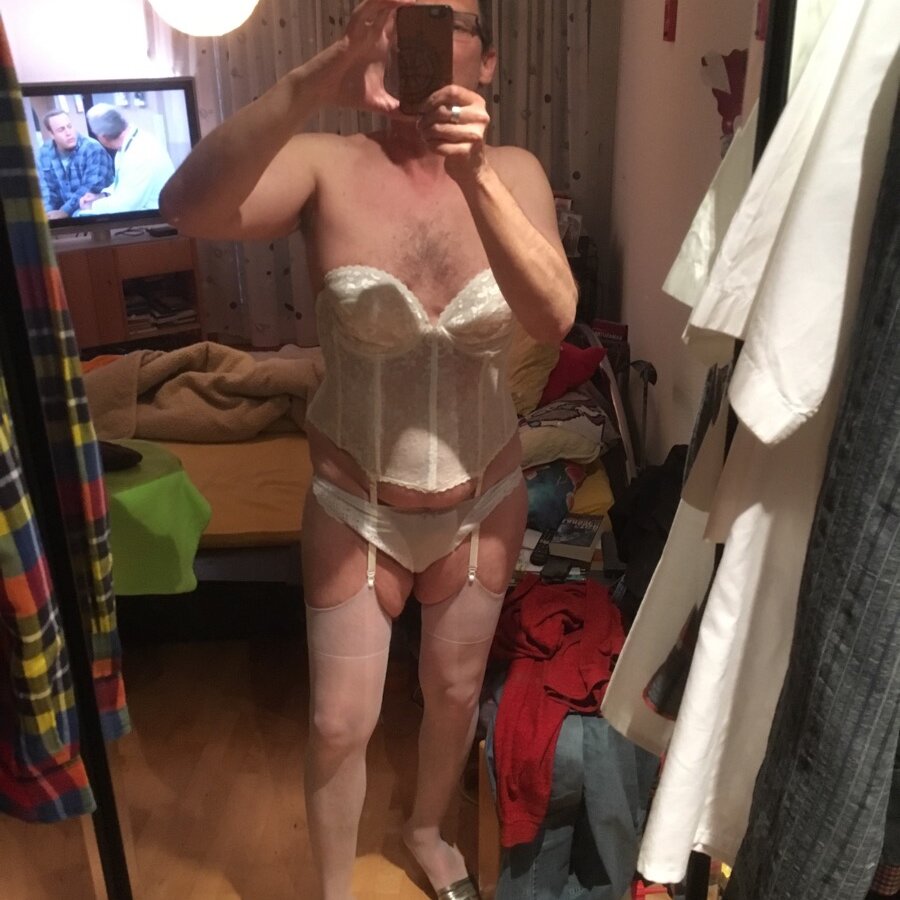 fyz1@xh's most recent online preview