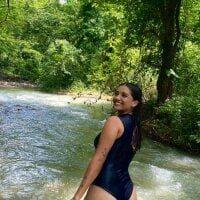 mia_yireth's webcam live show