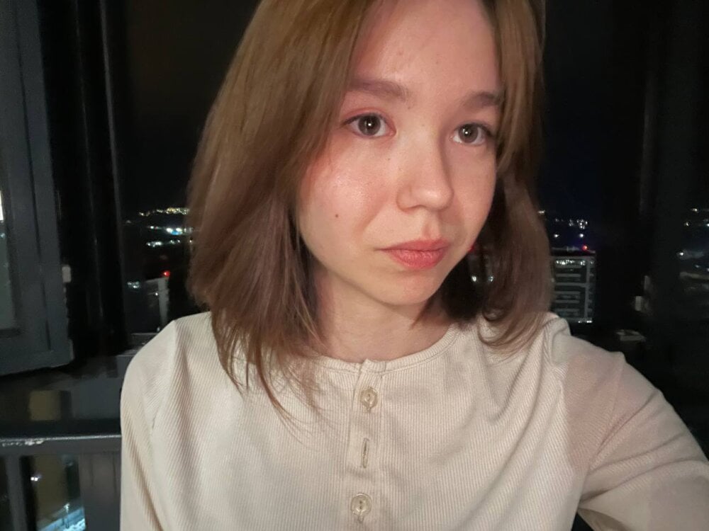 livesex.fan nichellefredin livesex profile in lesbian cams