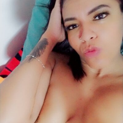 bigasssx1 on StripChat