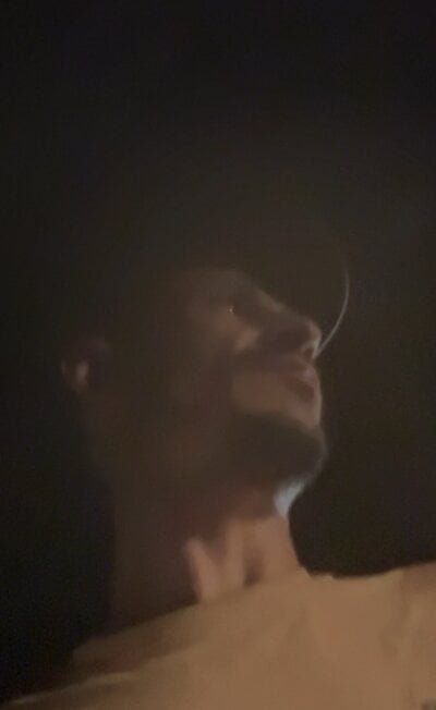 Mikey_alon2921