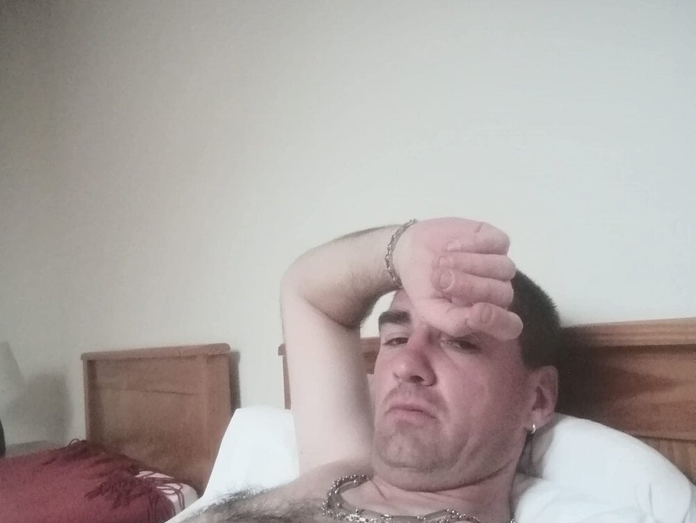 Gabesz1986@xh Offline XXX-Chat