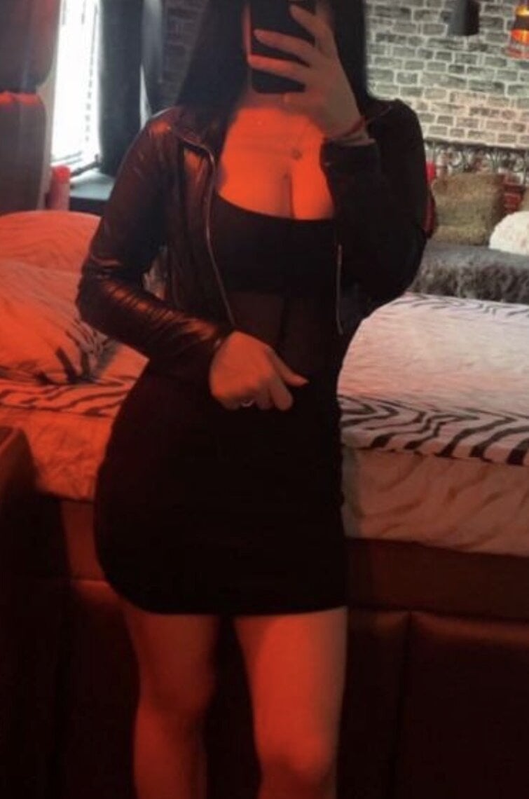 livesex.fan melissamed livesex profile in you-are-in-heaven-honey cams