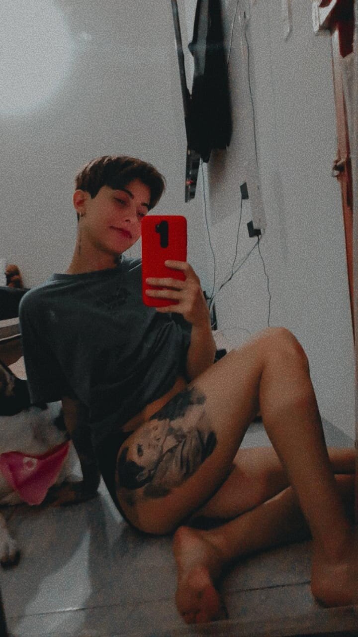 Zoe_Bakos1