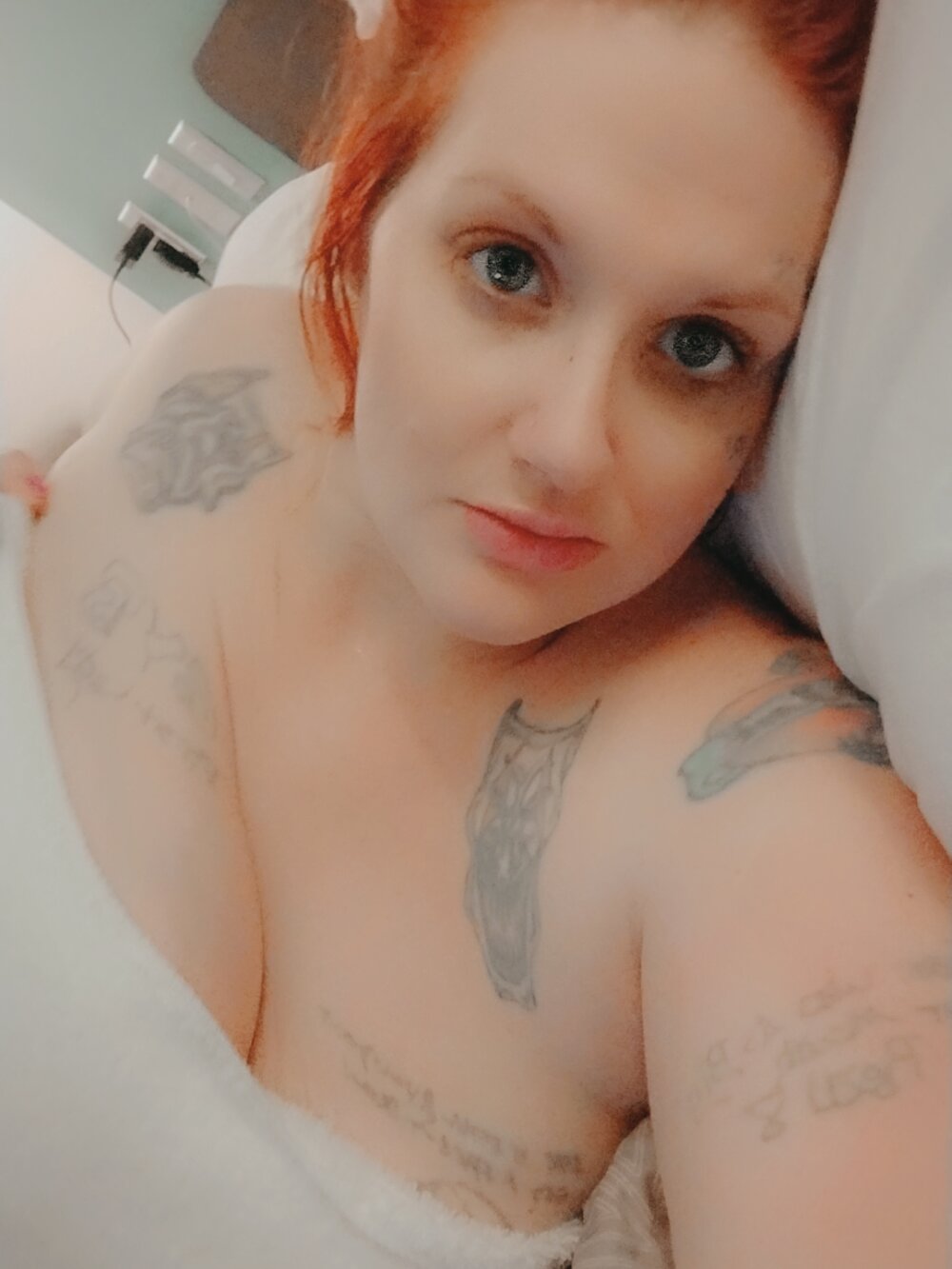 Daynamariie's Offline Chat Room
