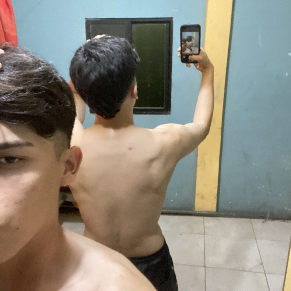 Crismo2: συνομιλία ΧΧΧ εκτός σύνδεσης