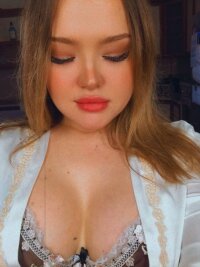KittyCutie_'s Offline XXX Chat