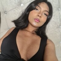 Sofia_darbell's webcam live show