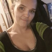 HardonWet's Offline Chat Room
