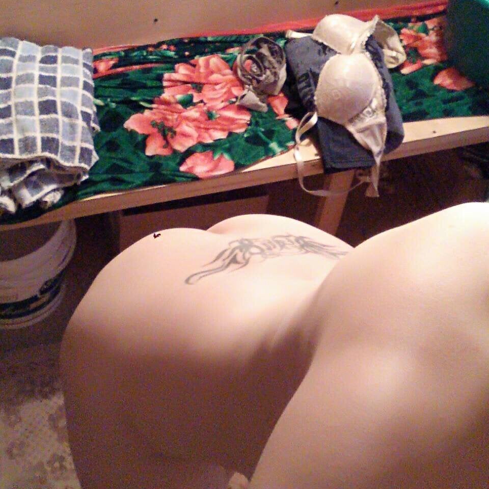 sexcityguide.com tata_and_joker livesex profile in r cams