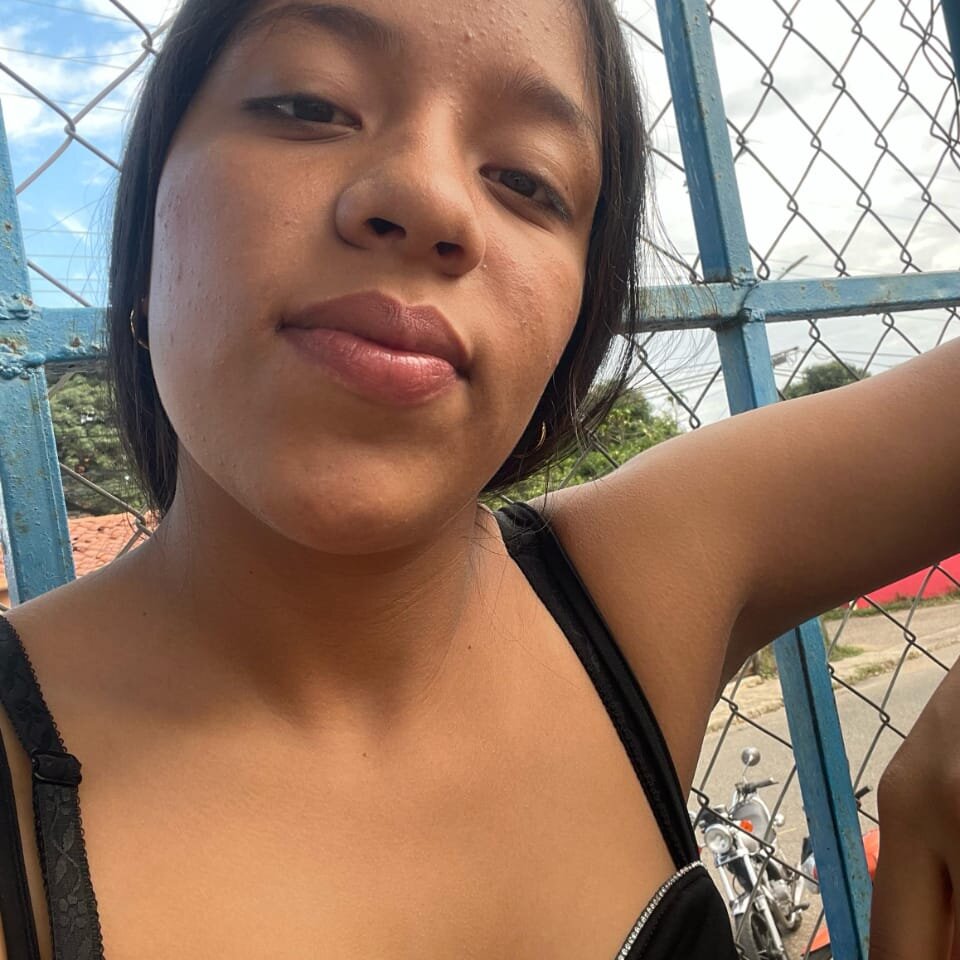 mega-camsex.com luciana_rosee_ livesex profile in latino cams