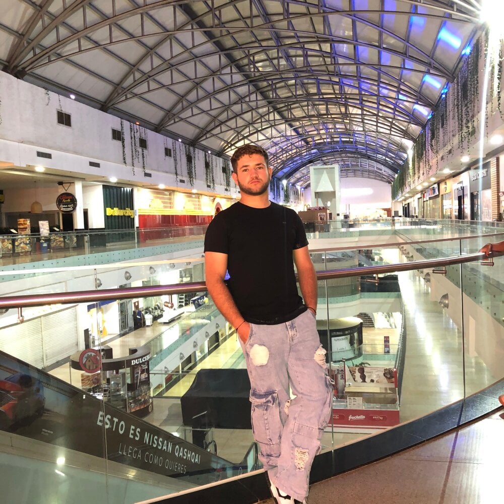 Hotcamlive profile