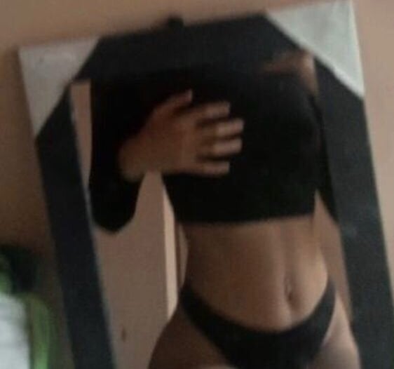 abril_lee__ profile