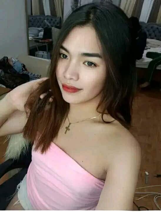 Veronica_adams