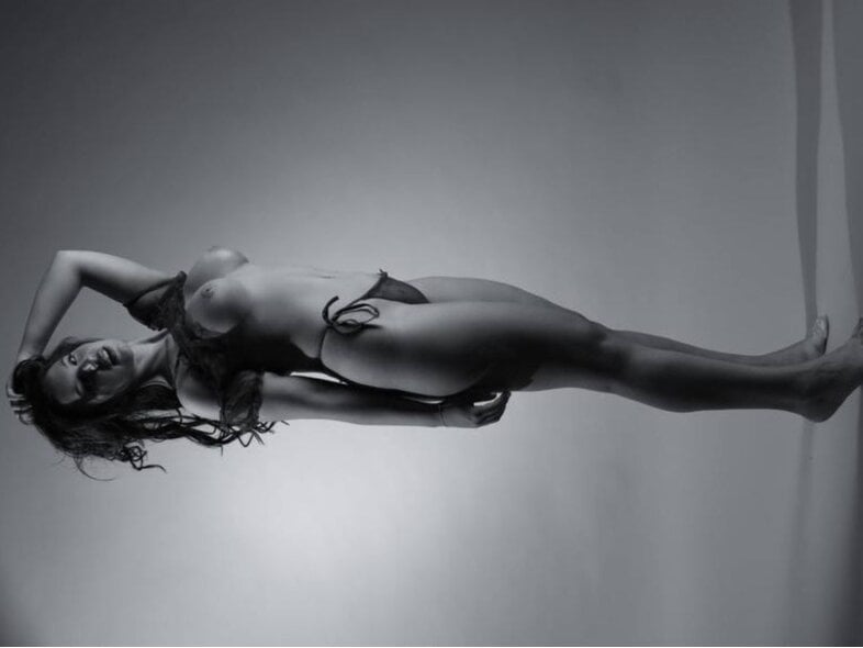 stripchat biancaava webcam profile pic via amateursex-livecam.com