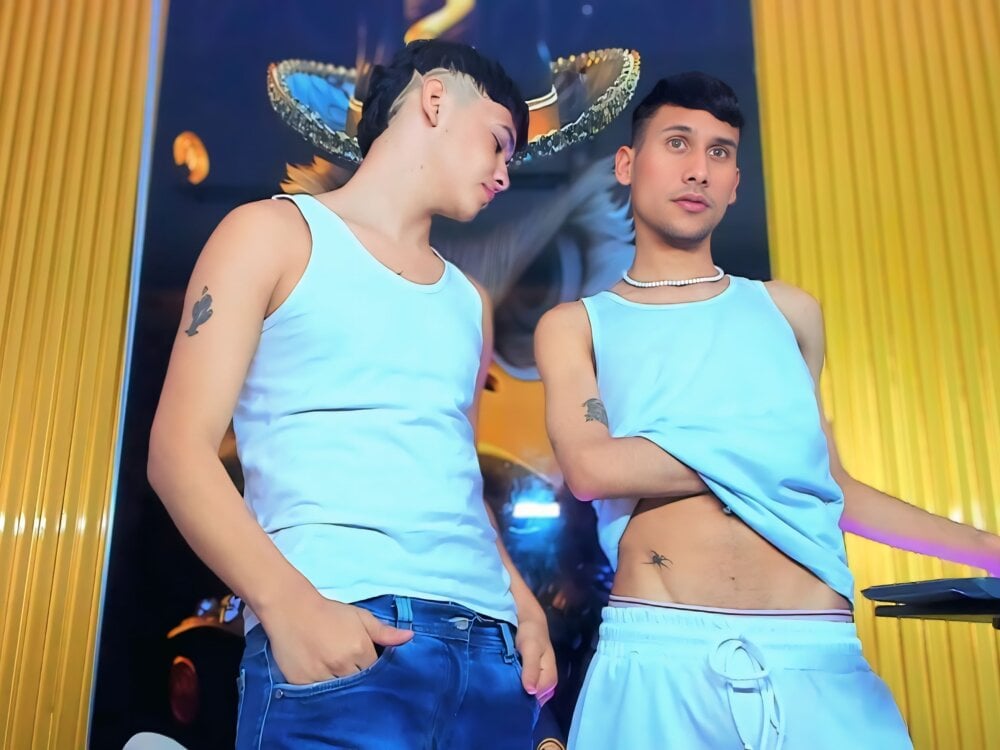 the_fenix_boys from stripchat