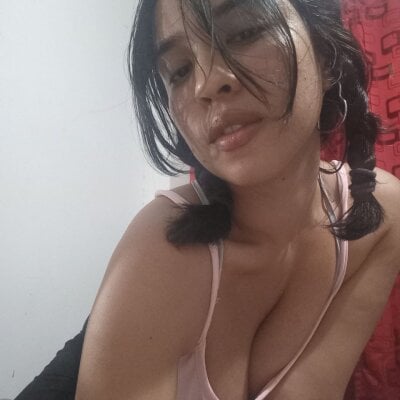 Cinnamon_girl97 Female Twerkyoung Free Webcam Naked