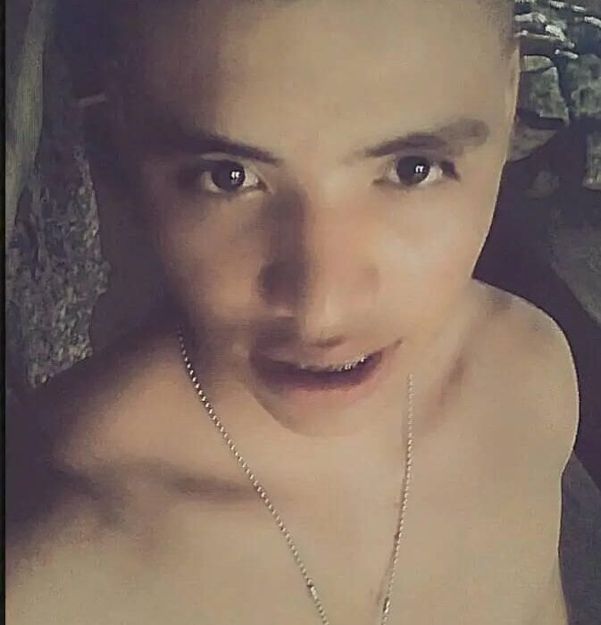 leo_hots profile