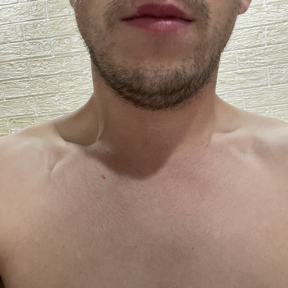 billyxsmile from stripchat