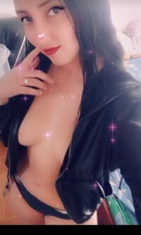 KatalinaFoxx's Offline Chat Room