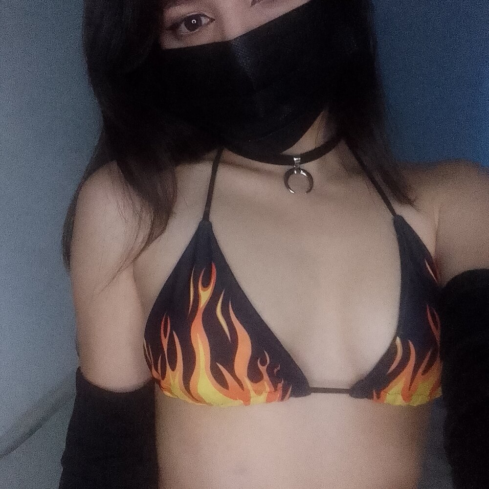 kittyh3ll from stripchat