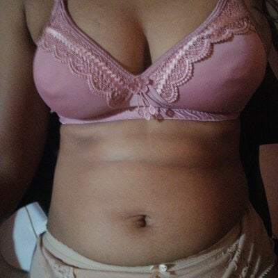 wife_expose25 Avatar