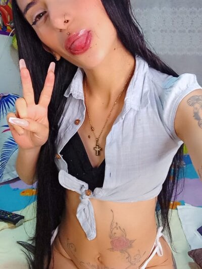 MiaMonroe2