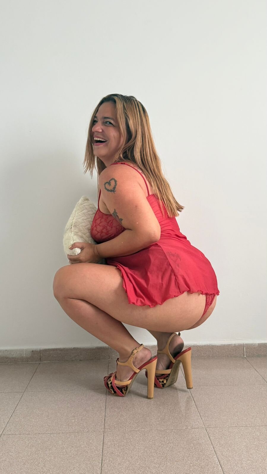 Lola__Milf