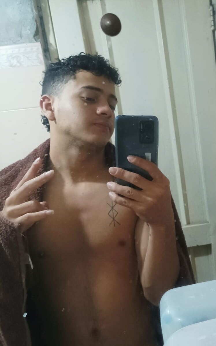 purple_savage from stripchat