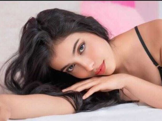 sexlivecamsites.com laurita_023 livesex profile in in-your-darkest-and-lustful-dreams cams