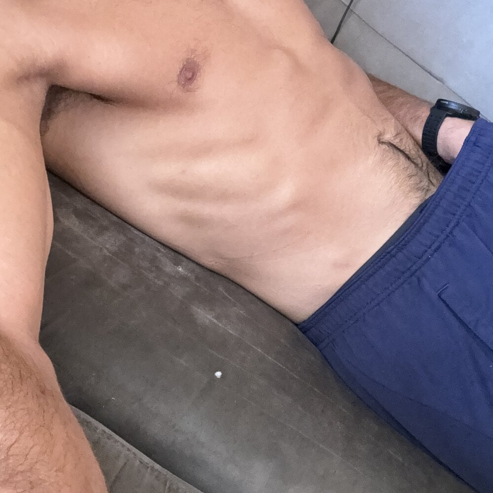 vinz2926 from stripchat