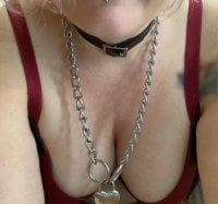 Knotty_Mara's Offline Chat Room