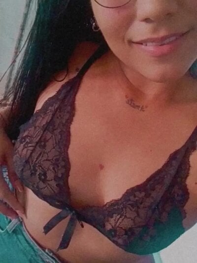 Latinasexyyhot - Stripchat Girl 