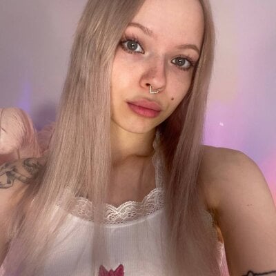 LuizeeLuv - Stripchat Teen Lovense Blowjob Girl 