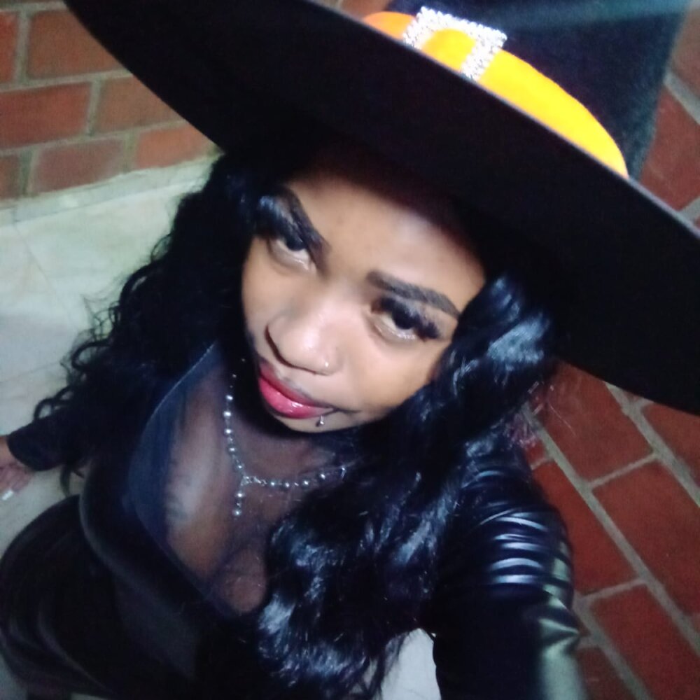 Live sex webcam photo for Wilson_Siara #289534618