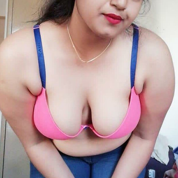 Sneha-_ 🤪 online naked chat