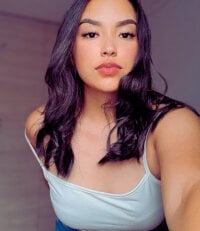 sofia_mendoza_'s Offline Chat Room