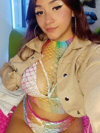 michell_boobs_'s webcam live show