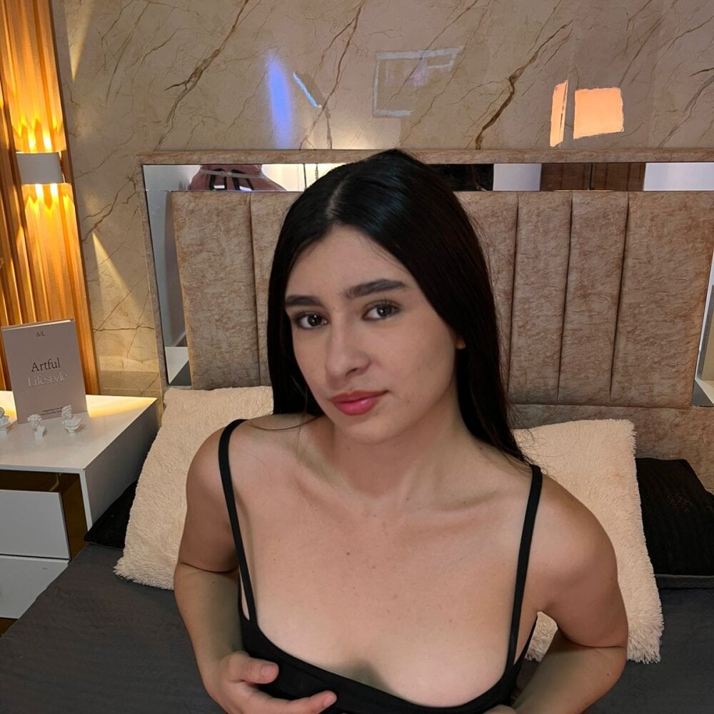 chatnmate.com avigail_xo livesex profile in second-circle-of-hell-lust cams